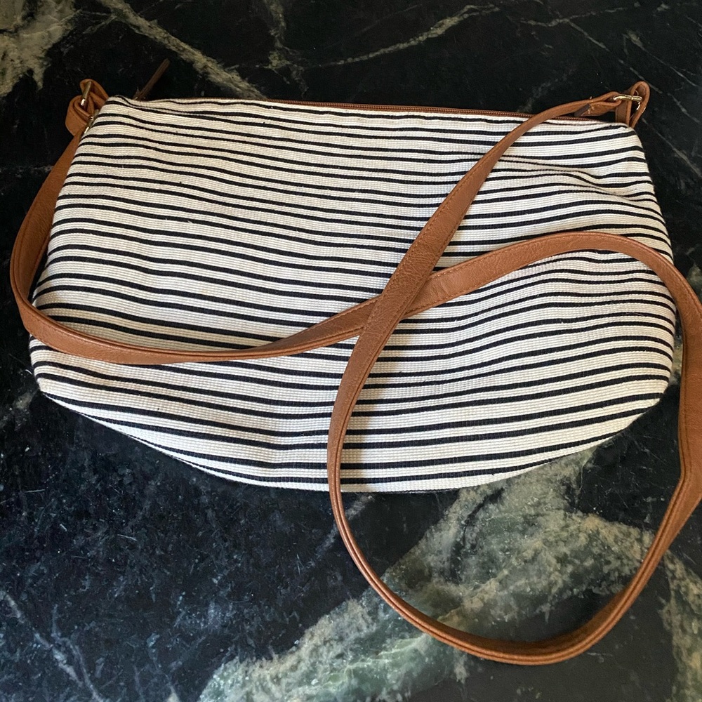 Crossbody bag